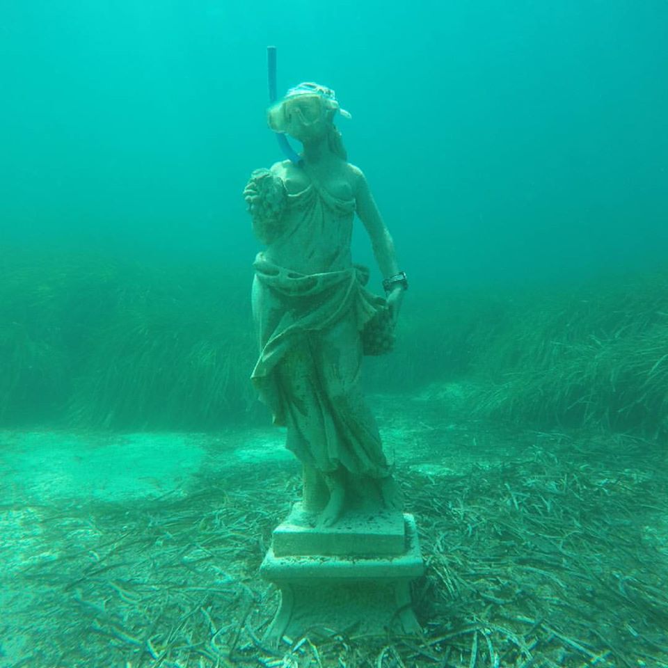 Dive site photo
