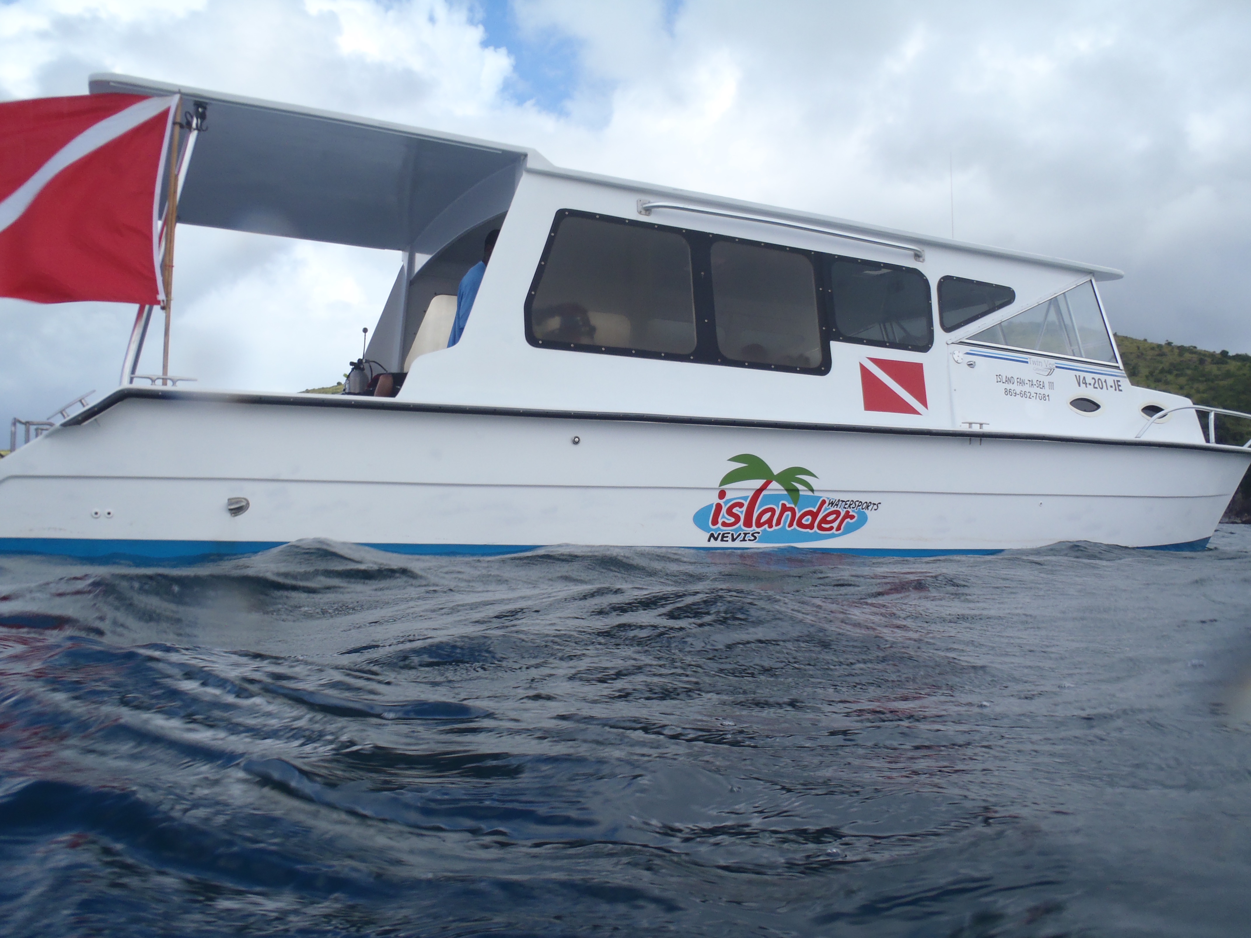 Mamora Bay Divers In Antigua And Barbuda Zentacle