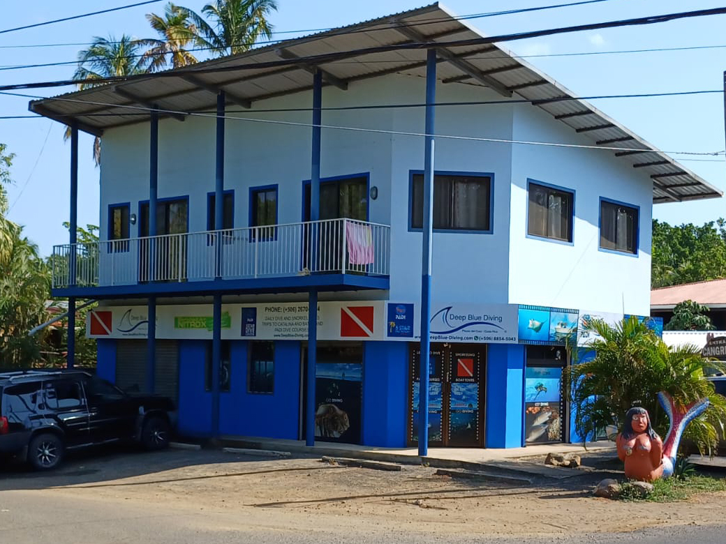 Deep Blue Diving Playa Hermosa PADI Dive Center
