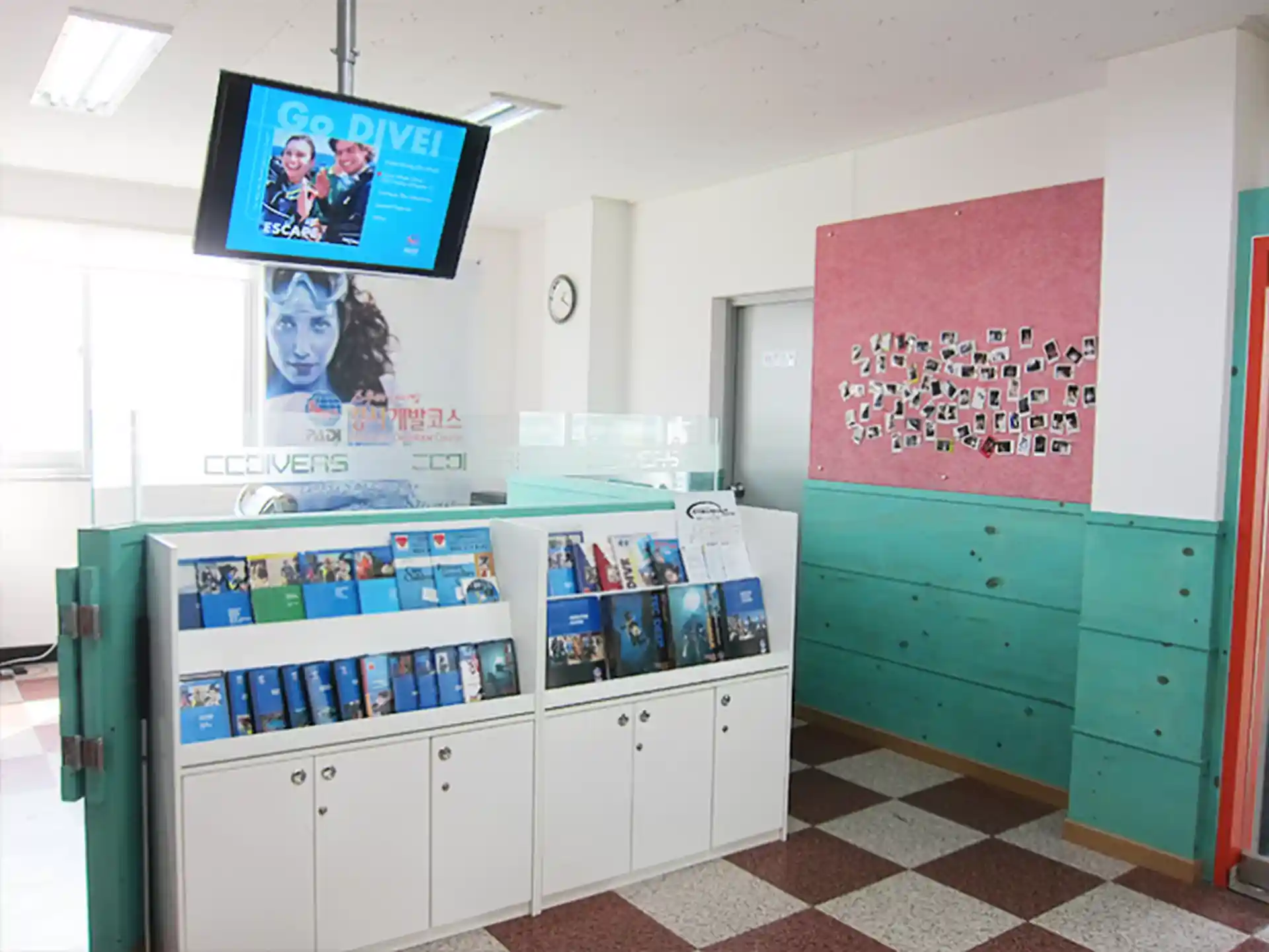 Dive shop photo