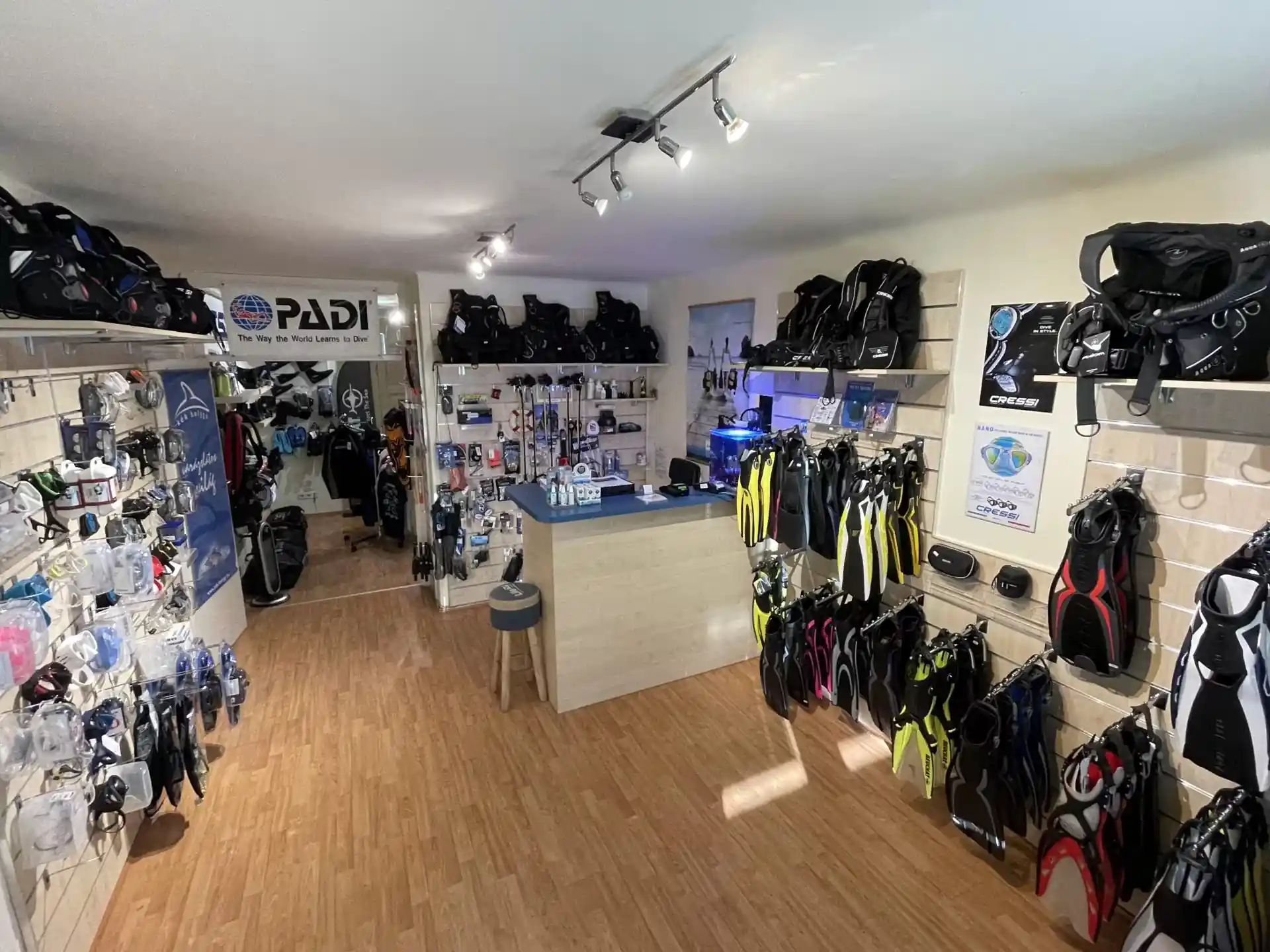 Dive shop photo