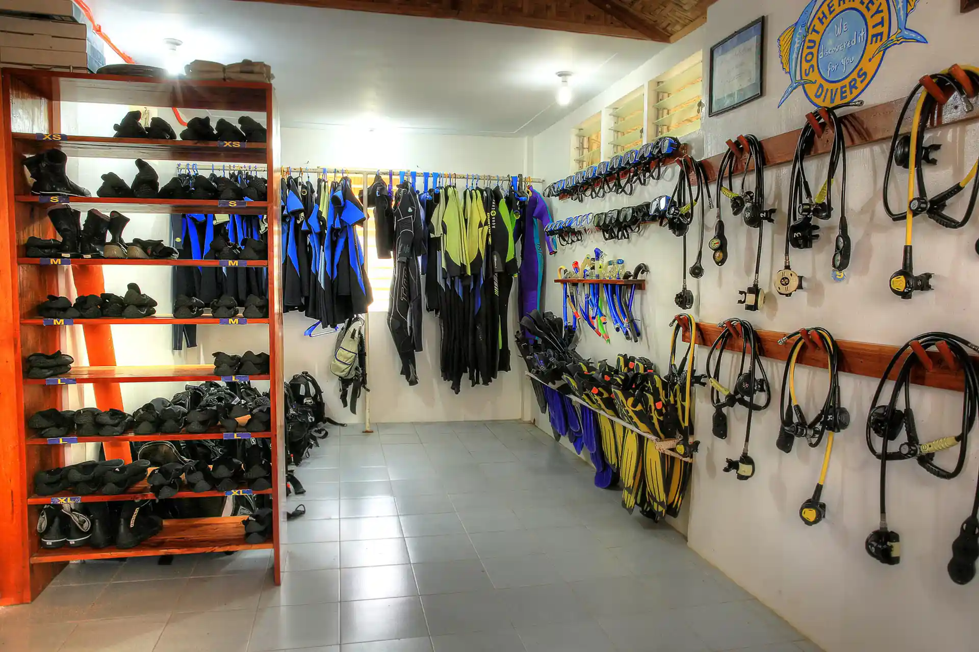 Dive shop photo
