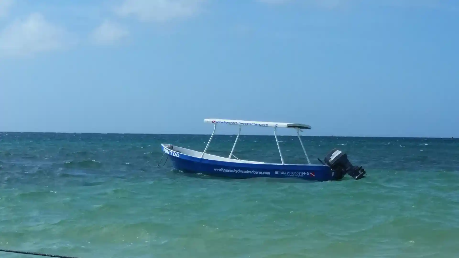 Foto de la tienda de buceo