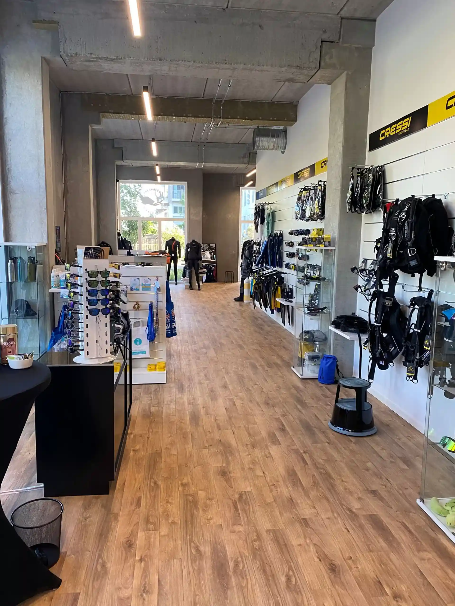 潜店照片