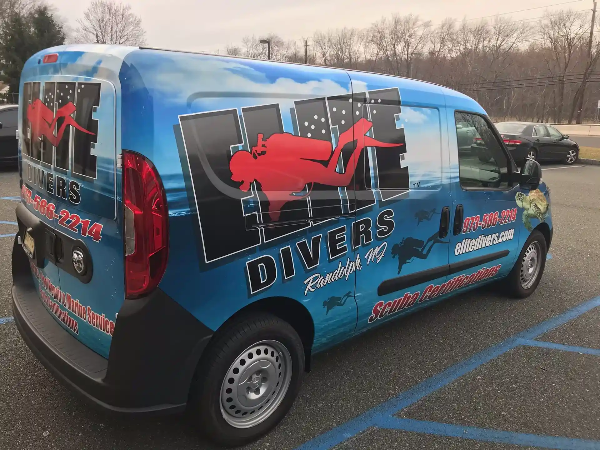 Dive shop photo
