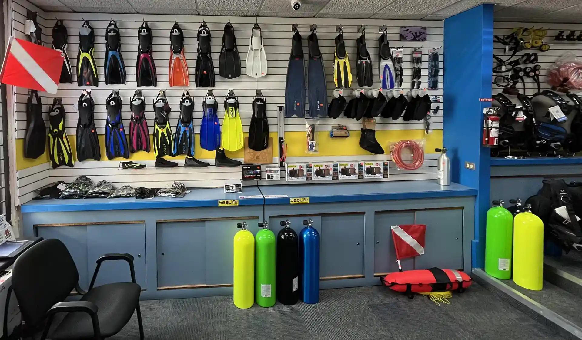 Foto de la tienda de buceo