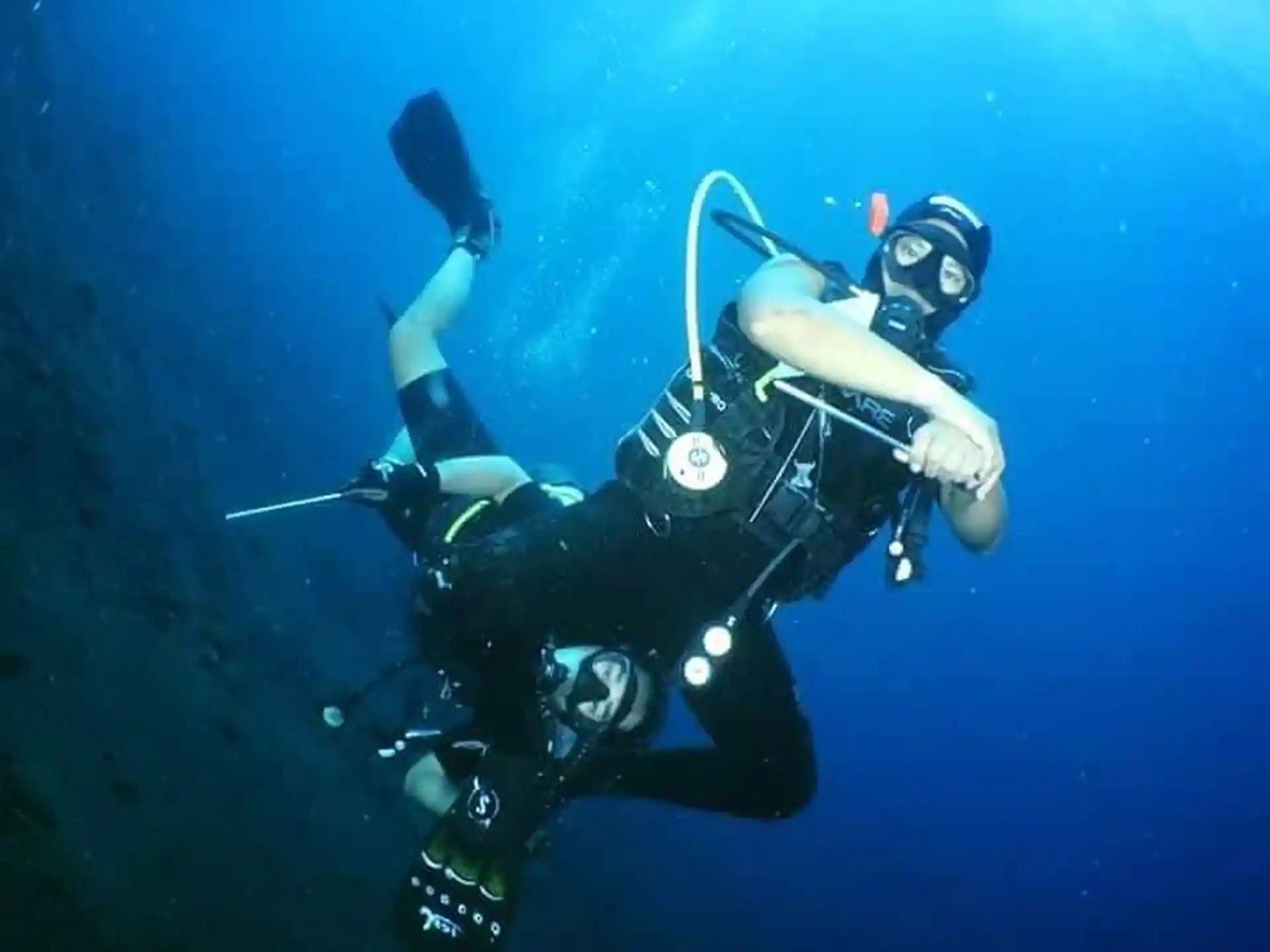 Dive shop photo