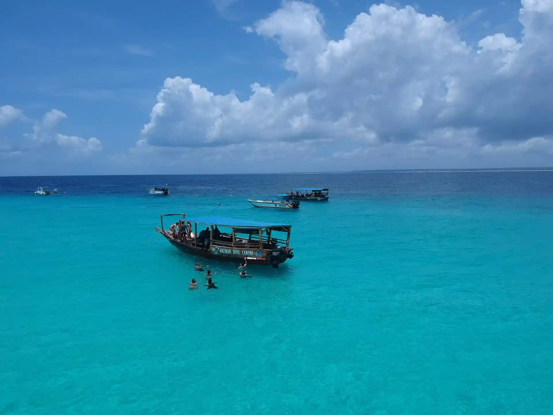 Dive shop photo