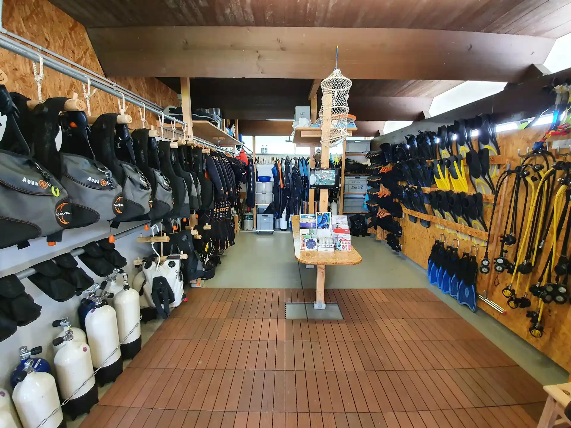 Dive shop photo