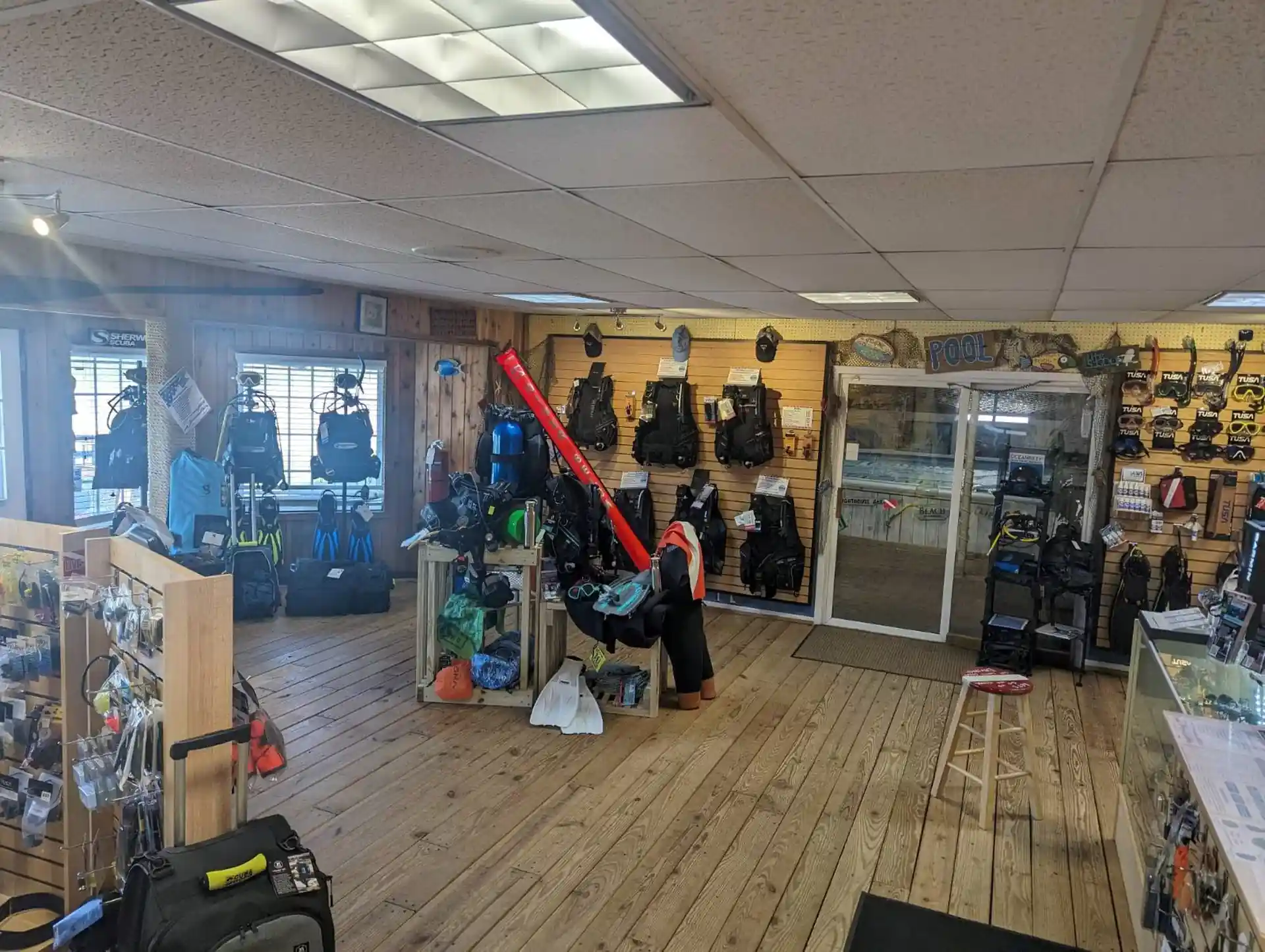 Dive shop photo
