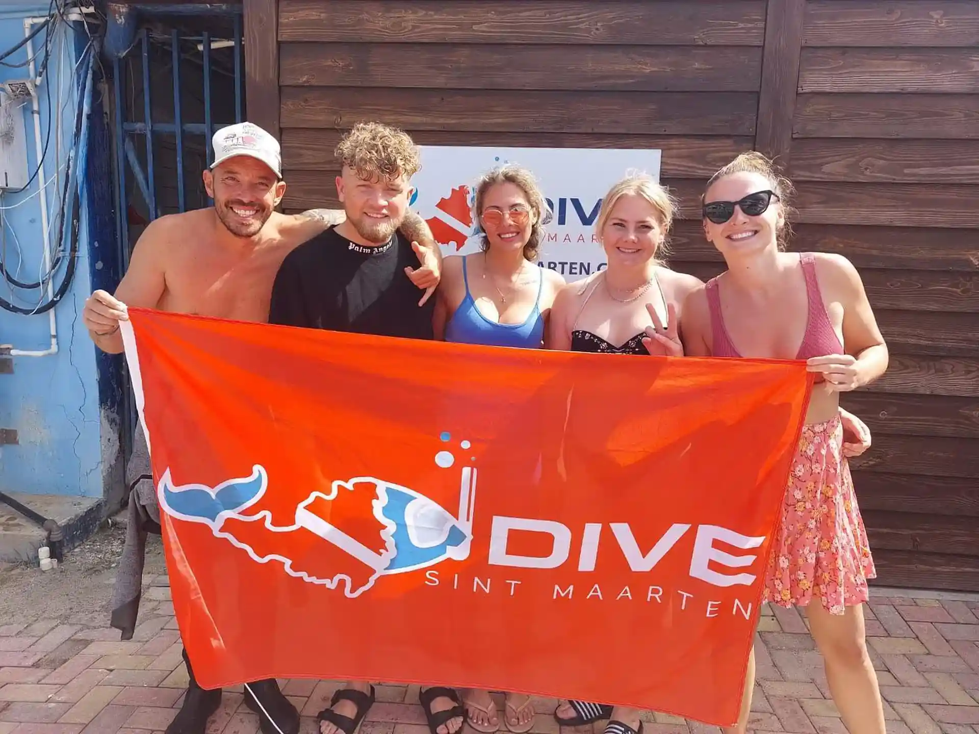 Foto de la tienda de buceo