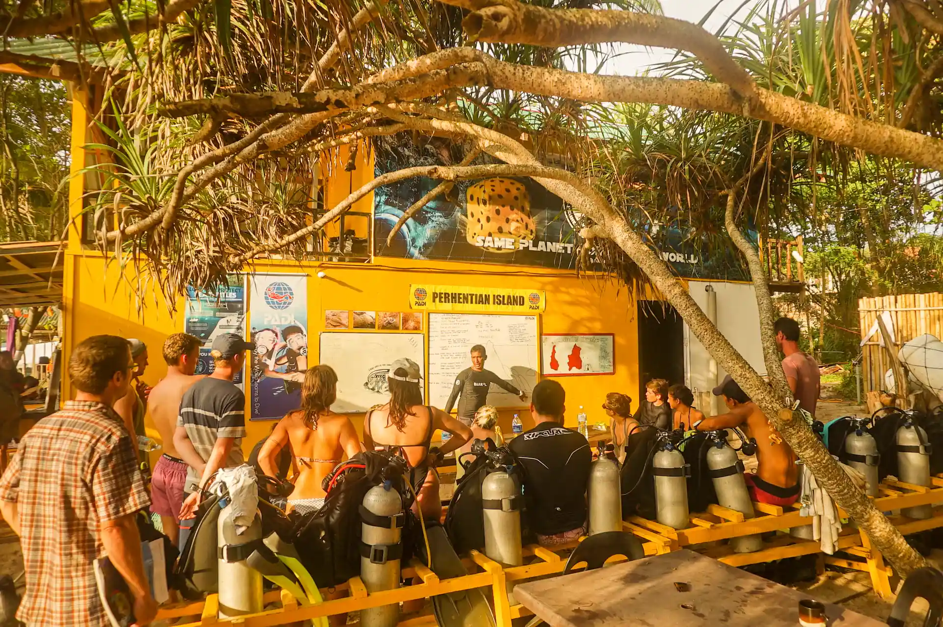 Dive shop photo