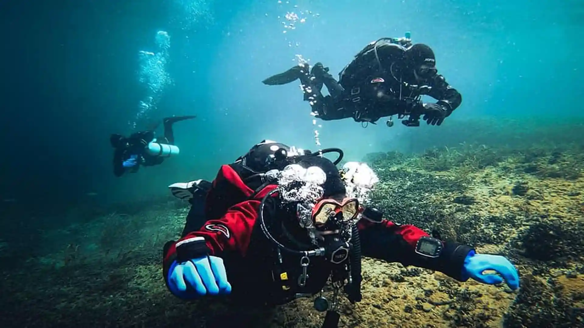Dive shop photo