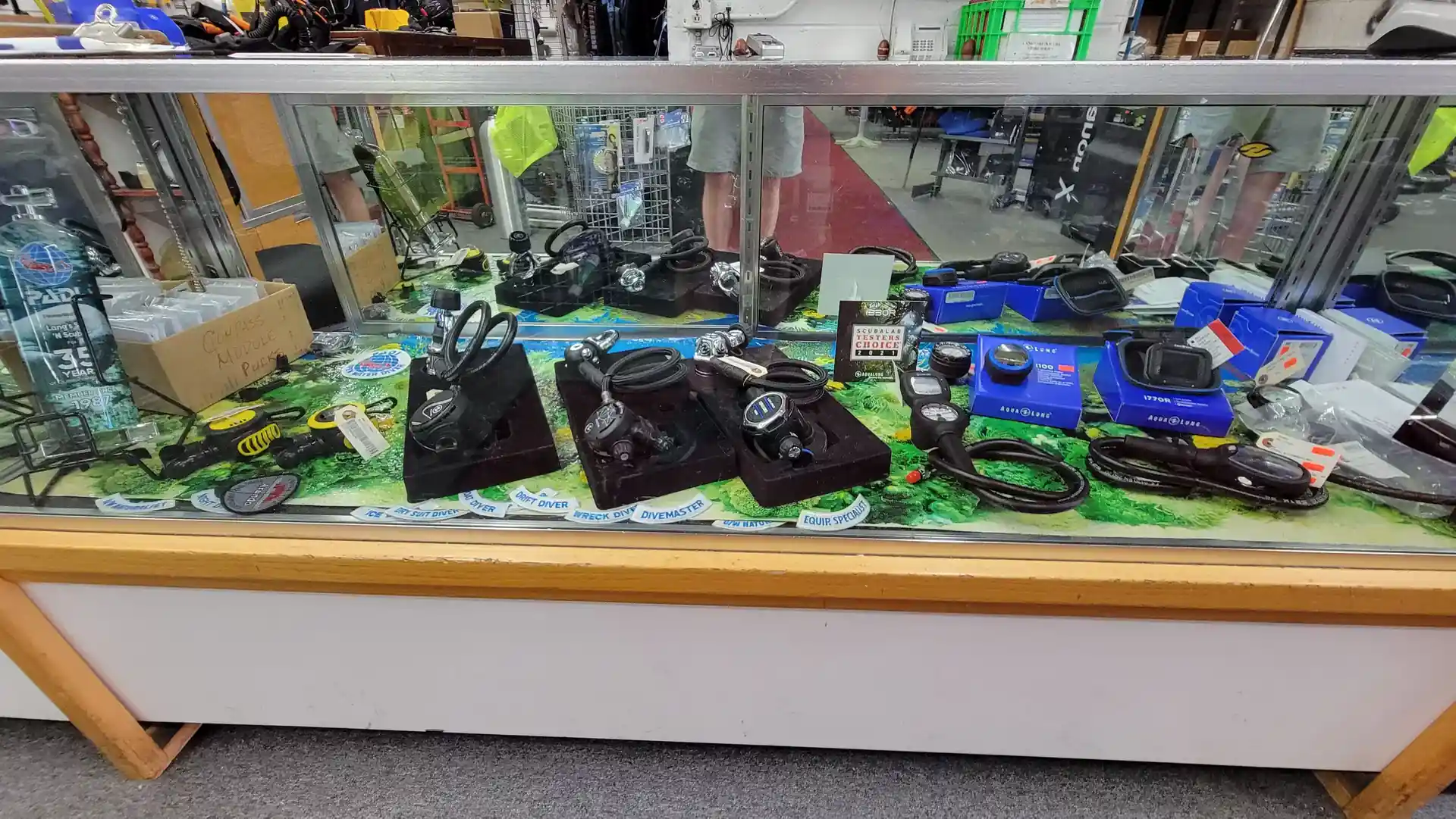 Dive shop photo