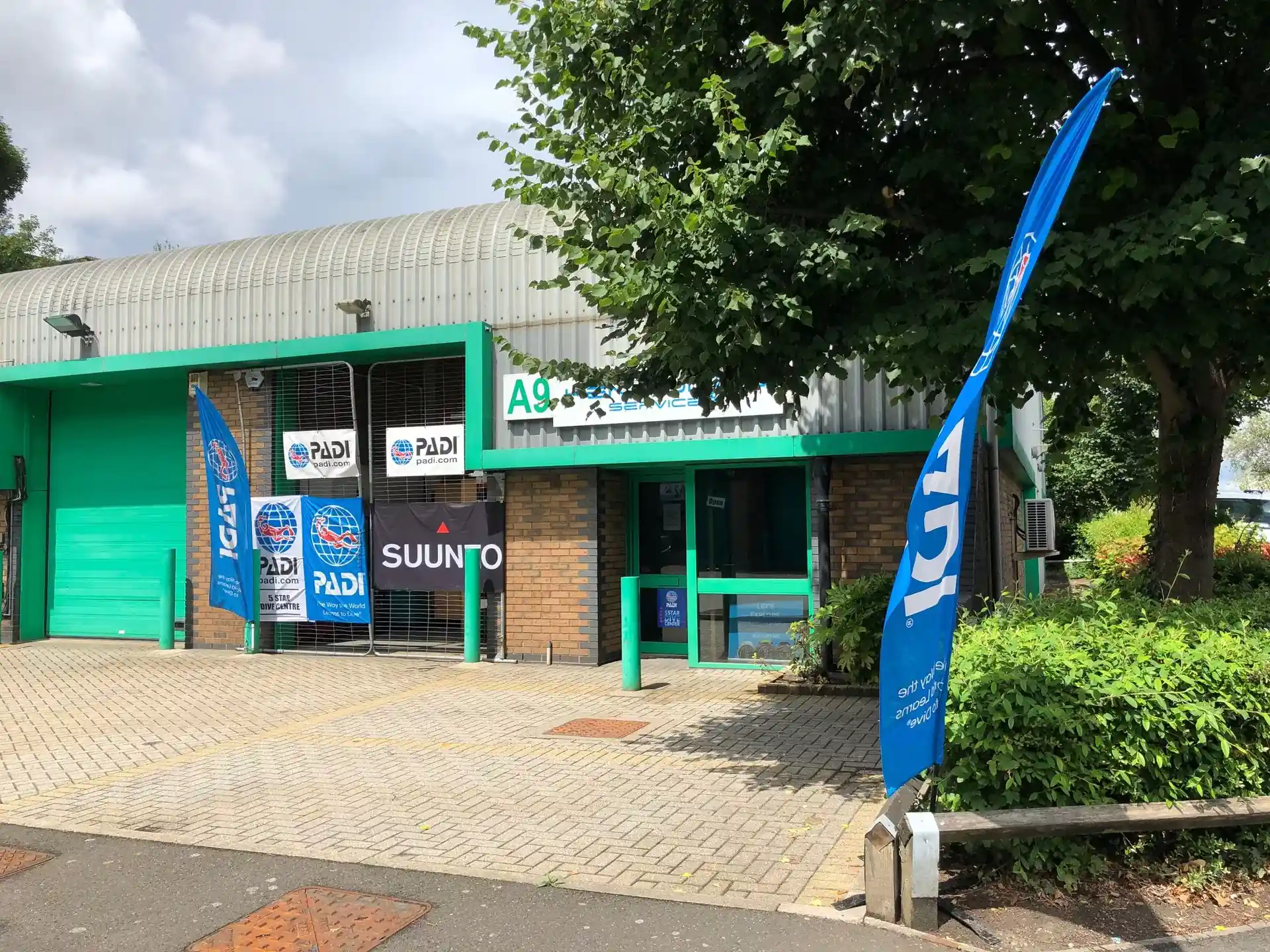 Dive shop photo