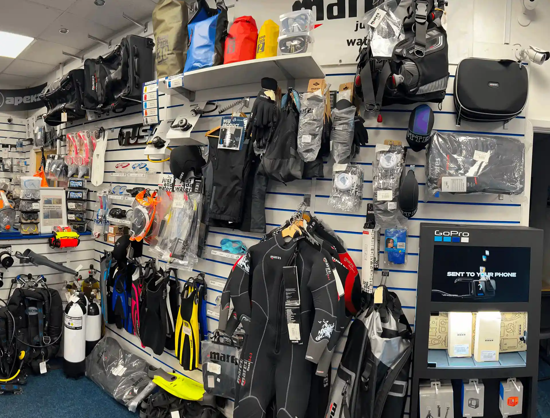 Dive shop photo
