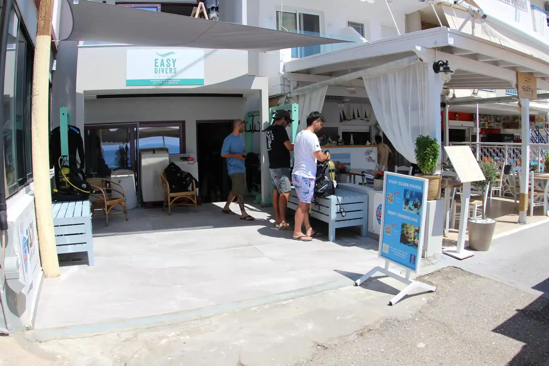 Scuba Diving Charaki, Easy Divers Rhodes, Dive Base