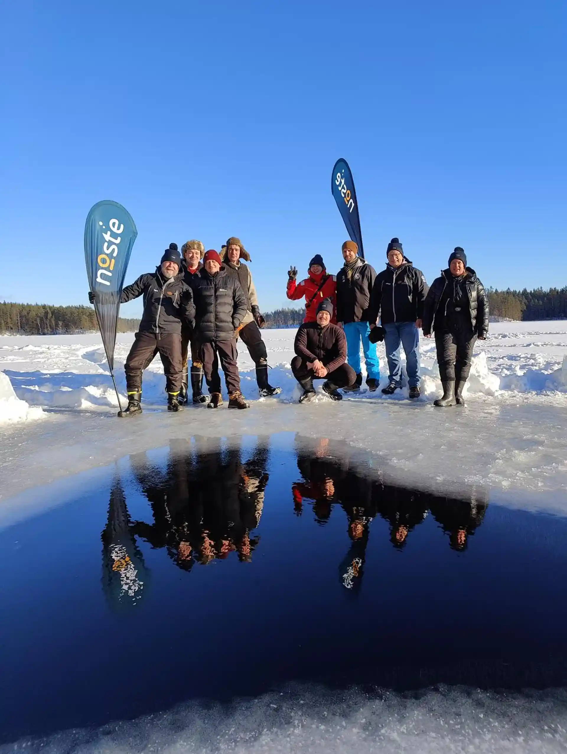 The cheerful Sukellus Noste ice diving crew on Sunday of our ice diving weekend.
