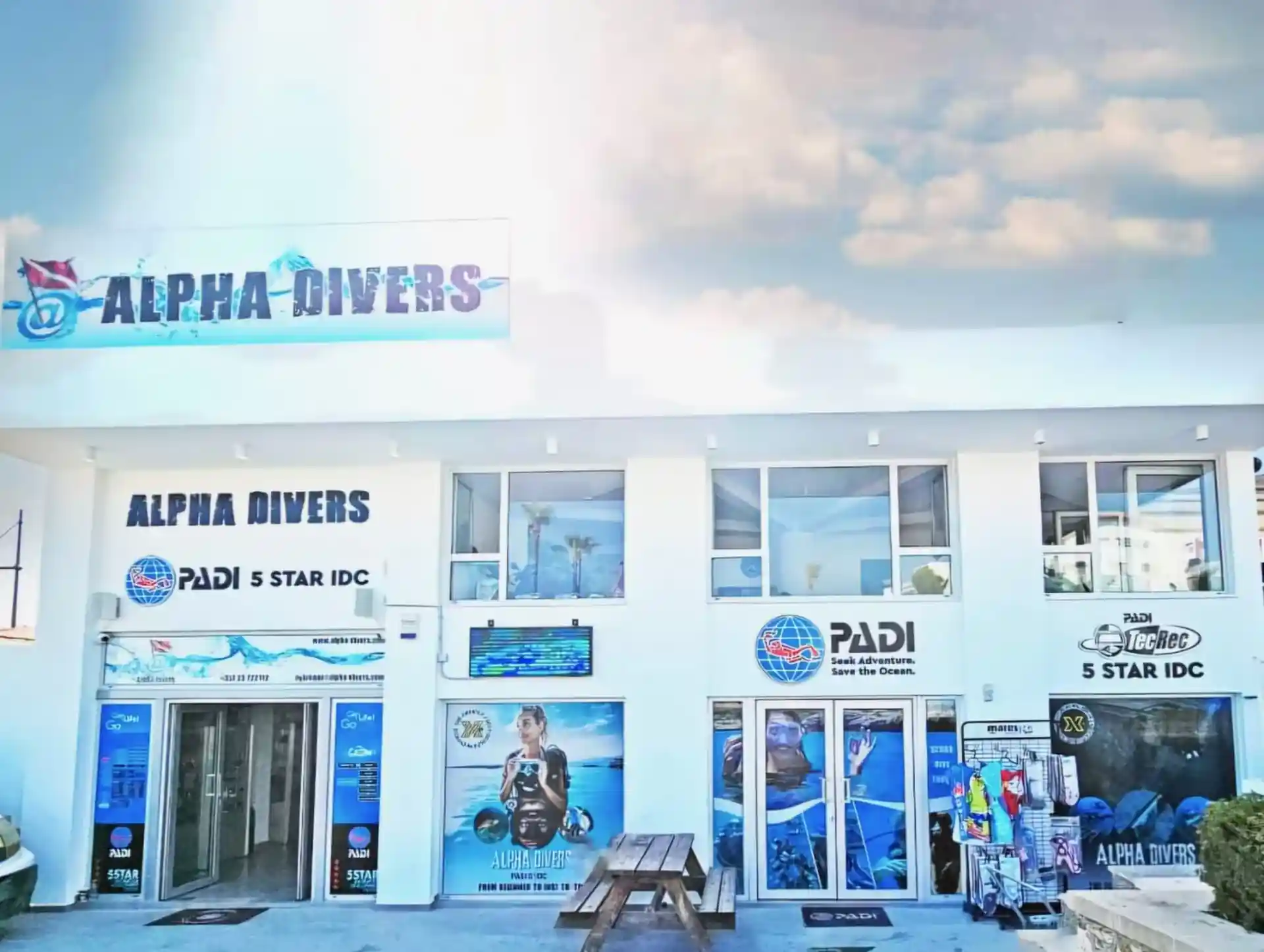 Dive shop photo