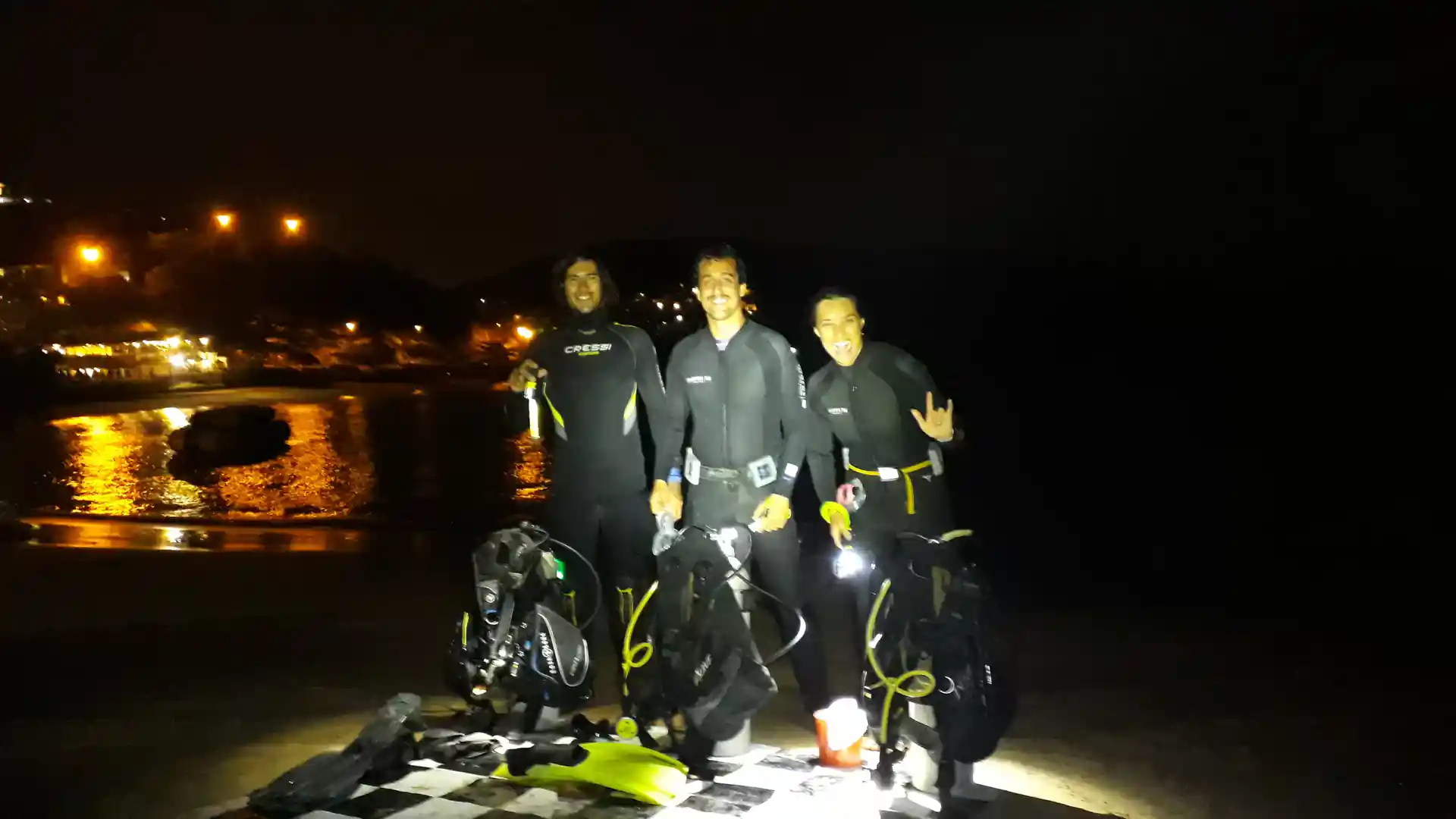 Mergulhar de noite pode ser uma experiência inesquecível!