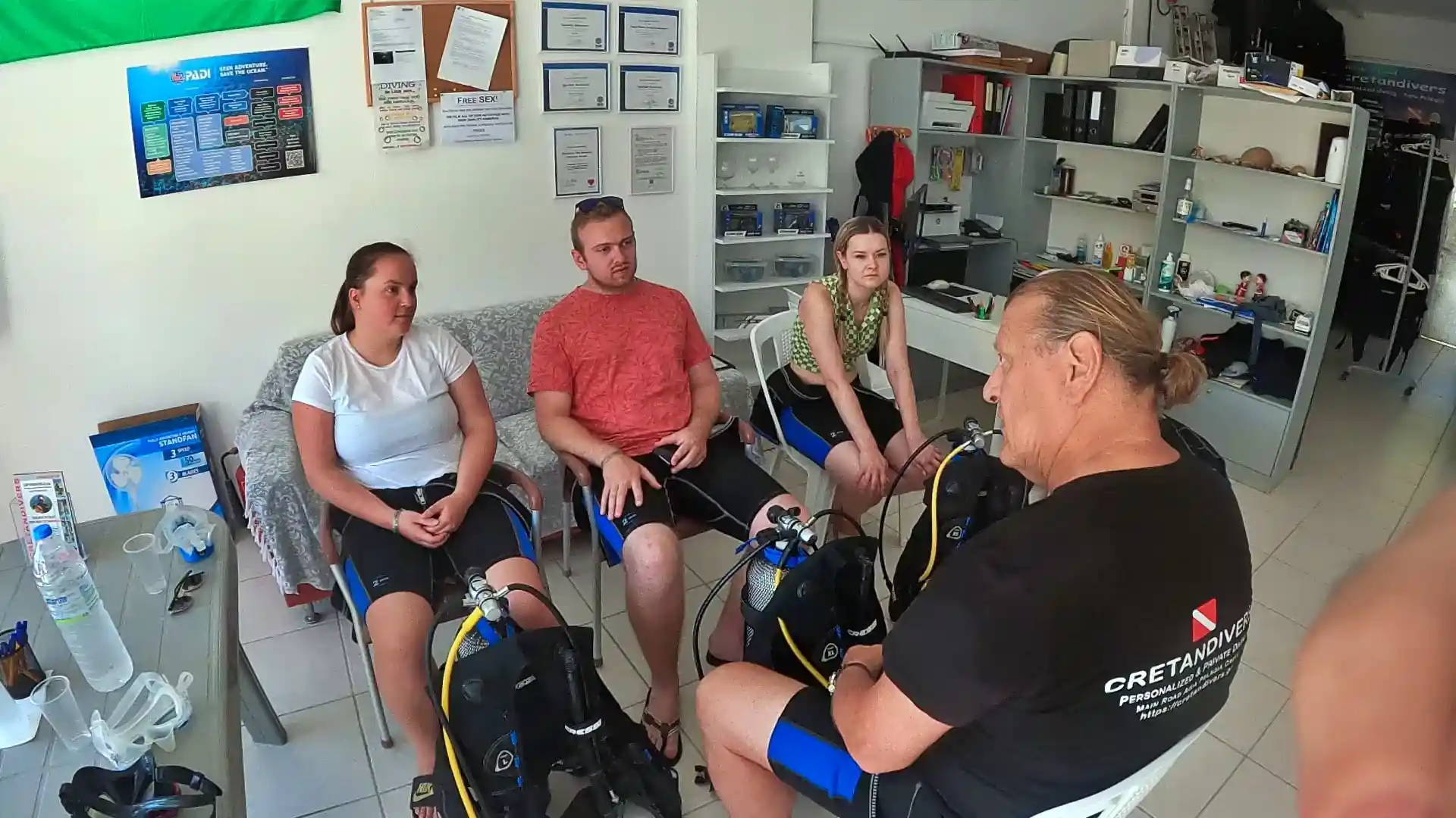 Dive shop photo