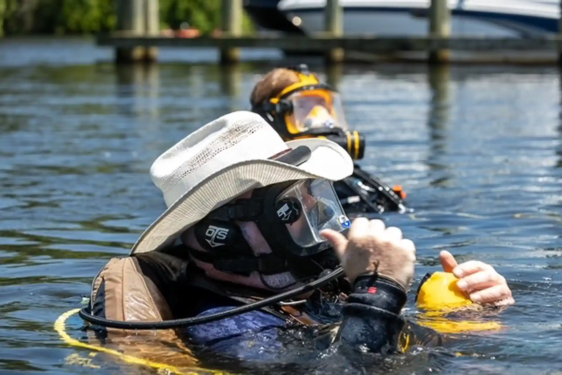 Dive shop photo