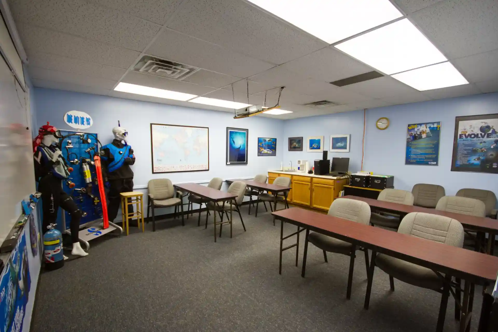 Dive shop photo