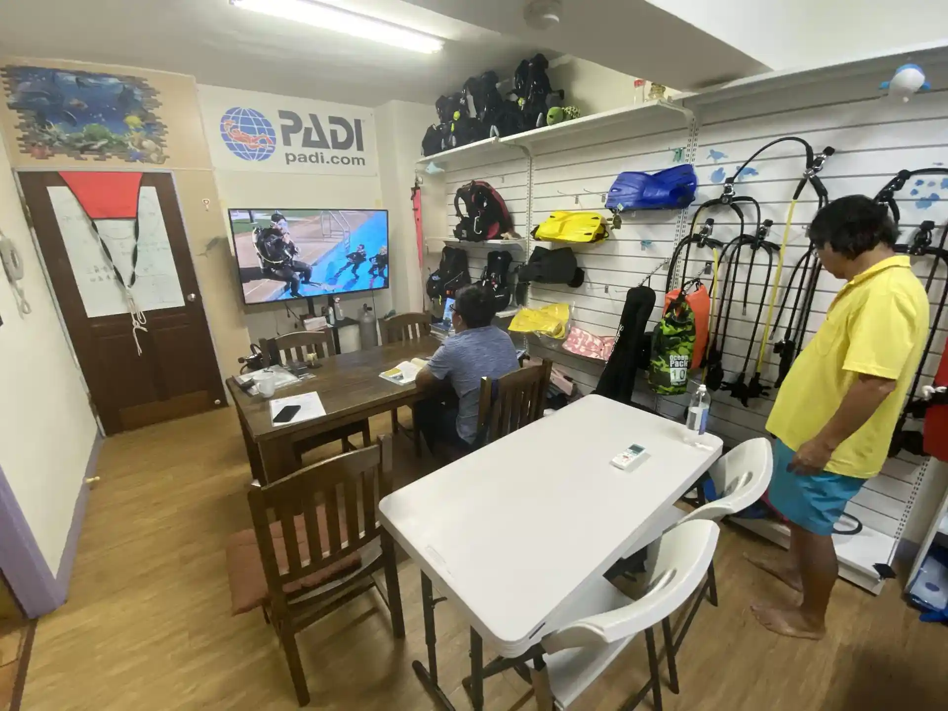 潛店照片