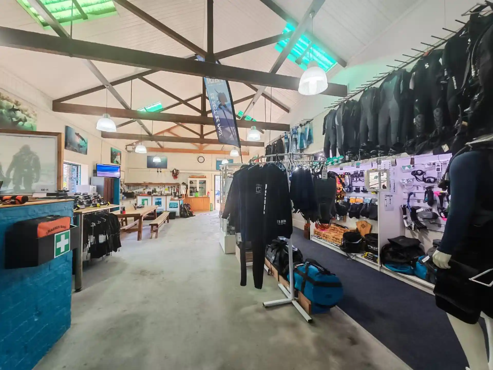 Dive shop photo