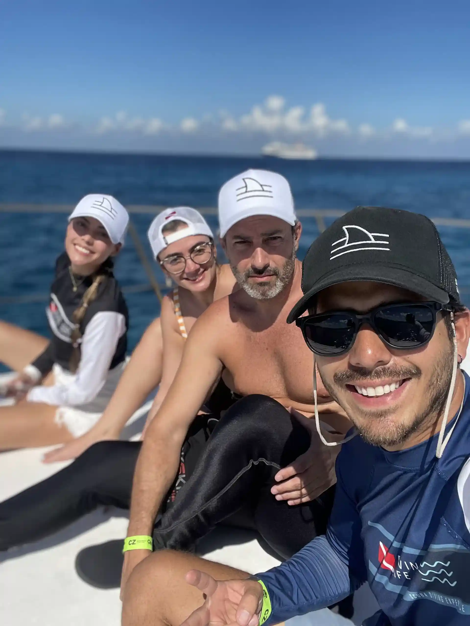 Foto de la tienda de buceo