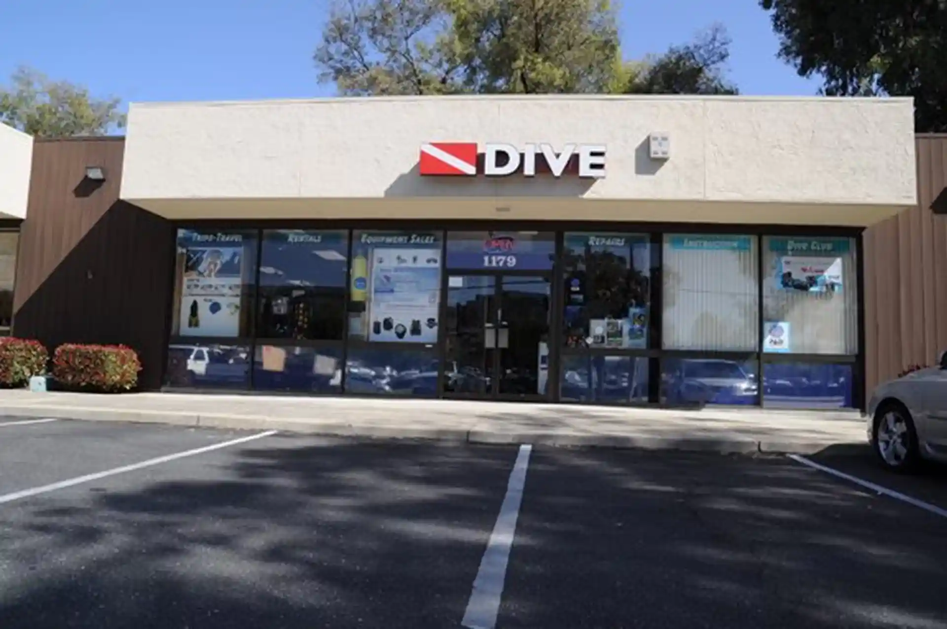 Pacific Scuba Divers dive shop