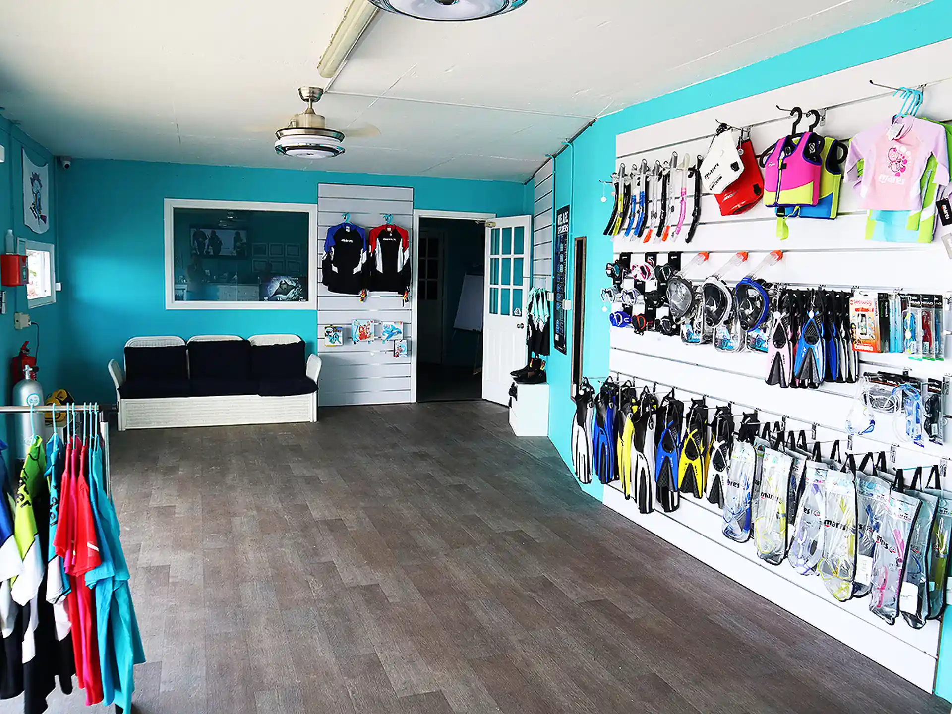 Dive shop photo