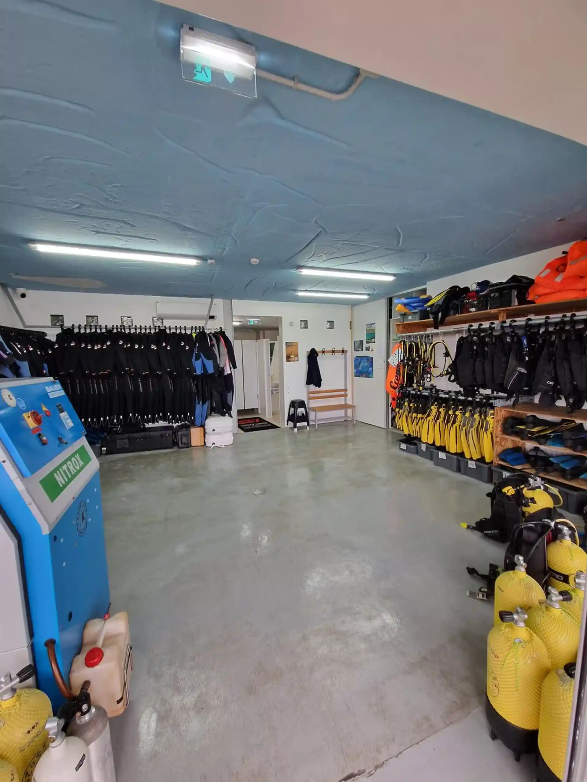 Dive shop photo