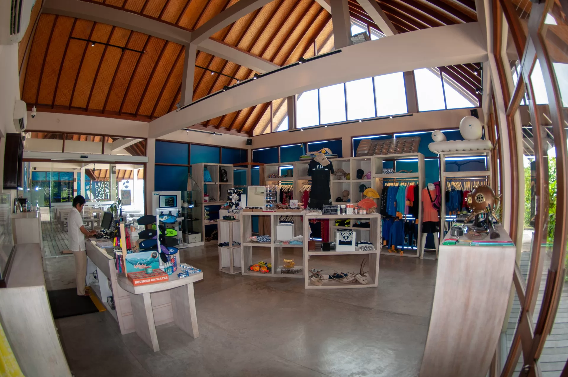 Dive shop photo