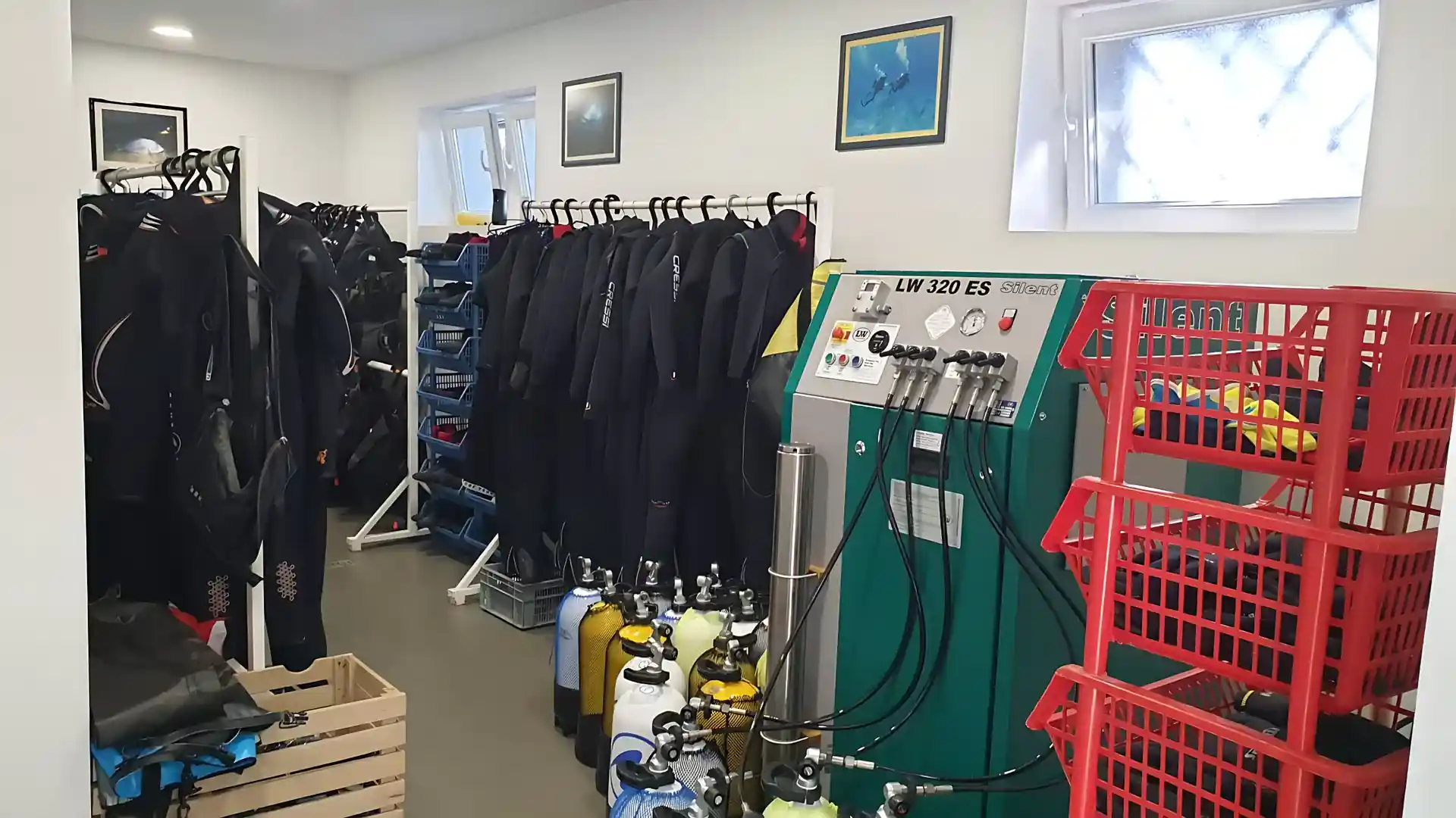 Foto de la tienda de buceo