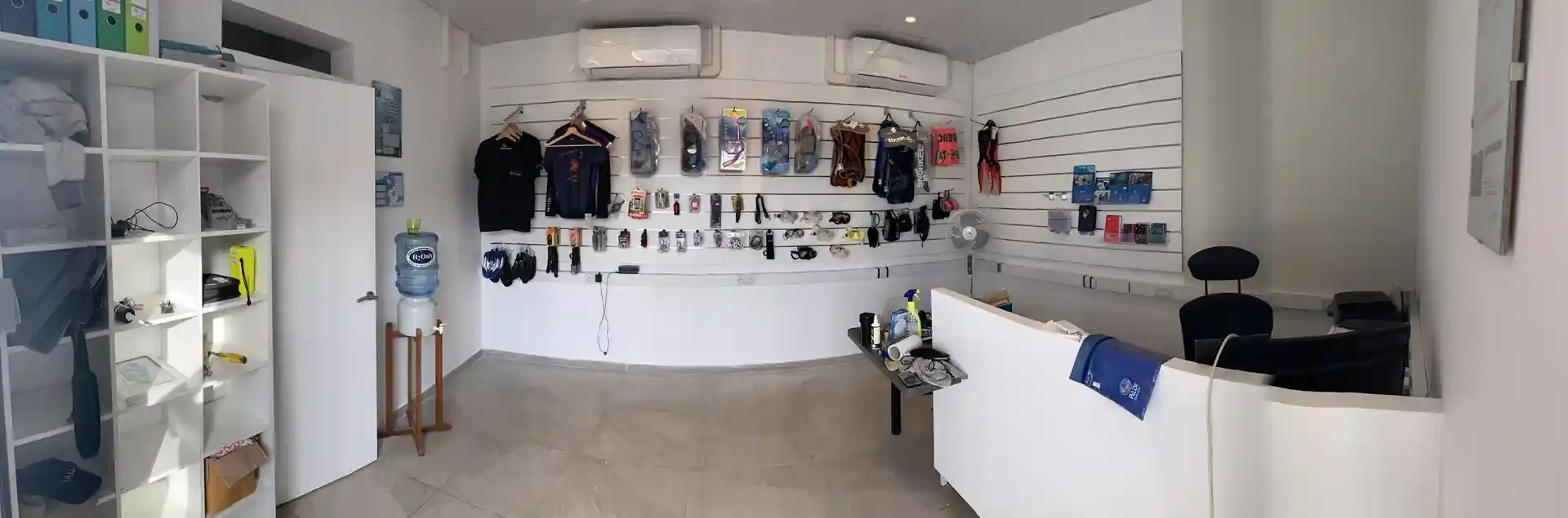 Dive shop photo
