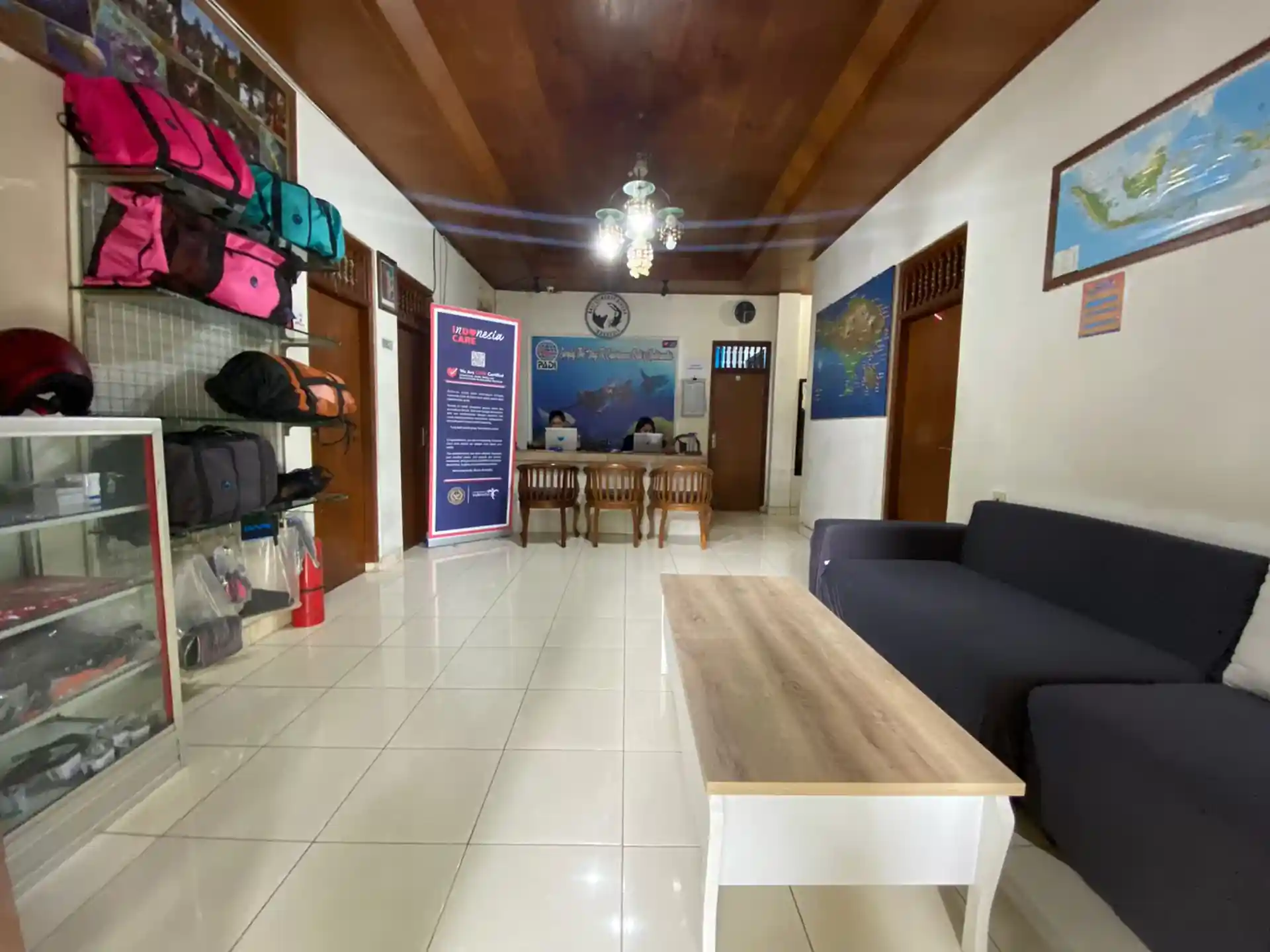 Dive shop photo