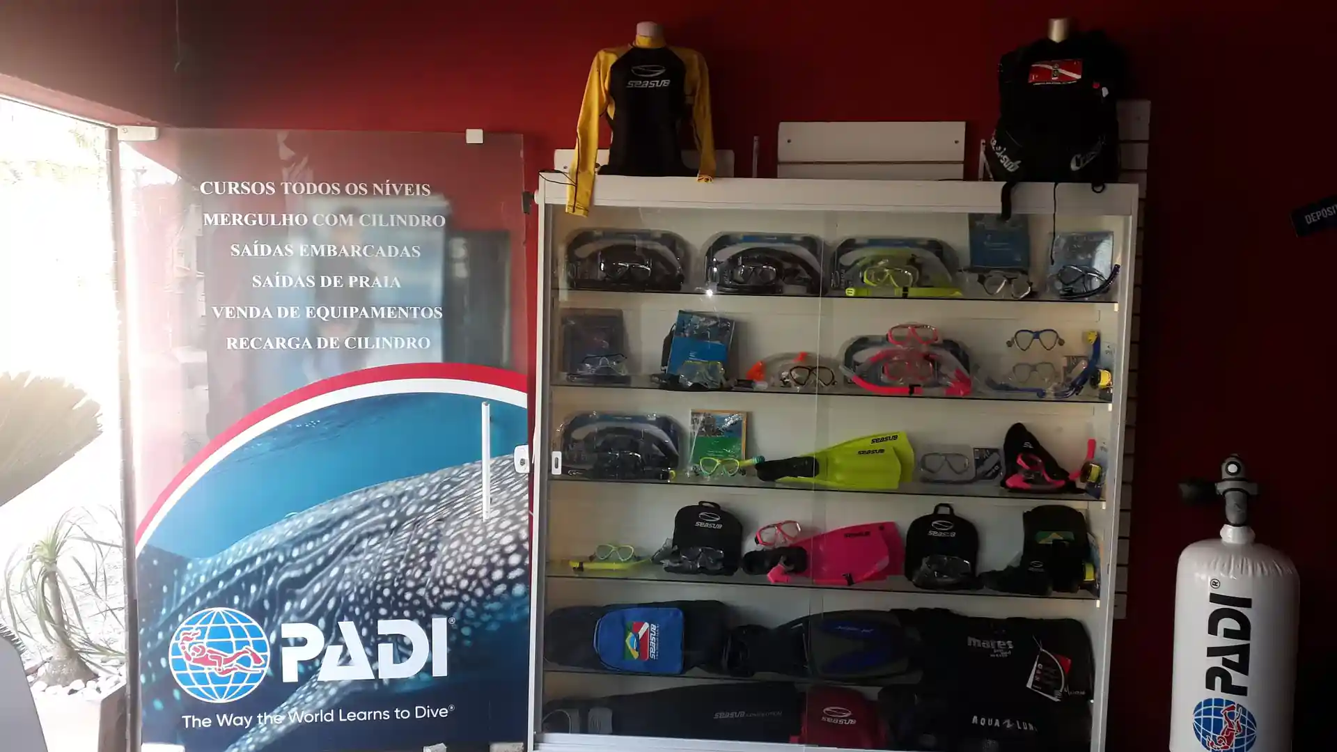 Dive shop photo