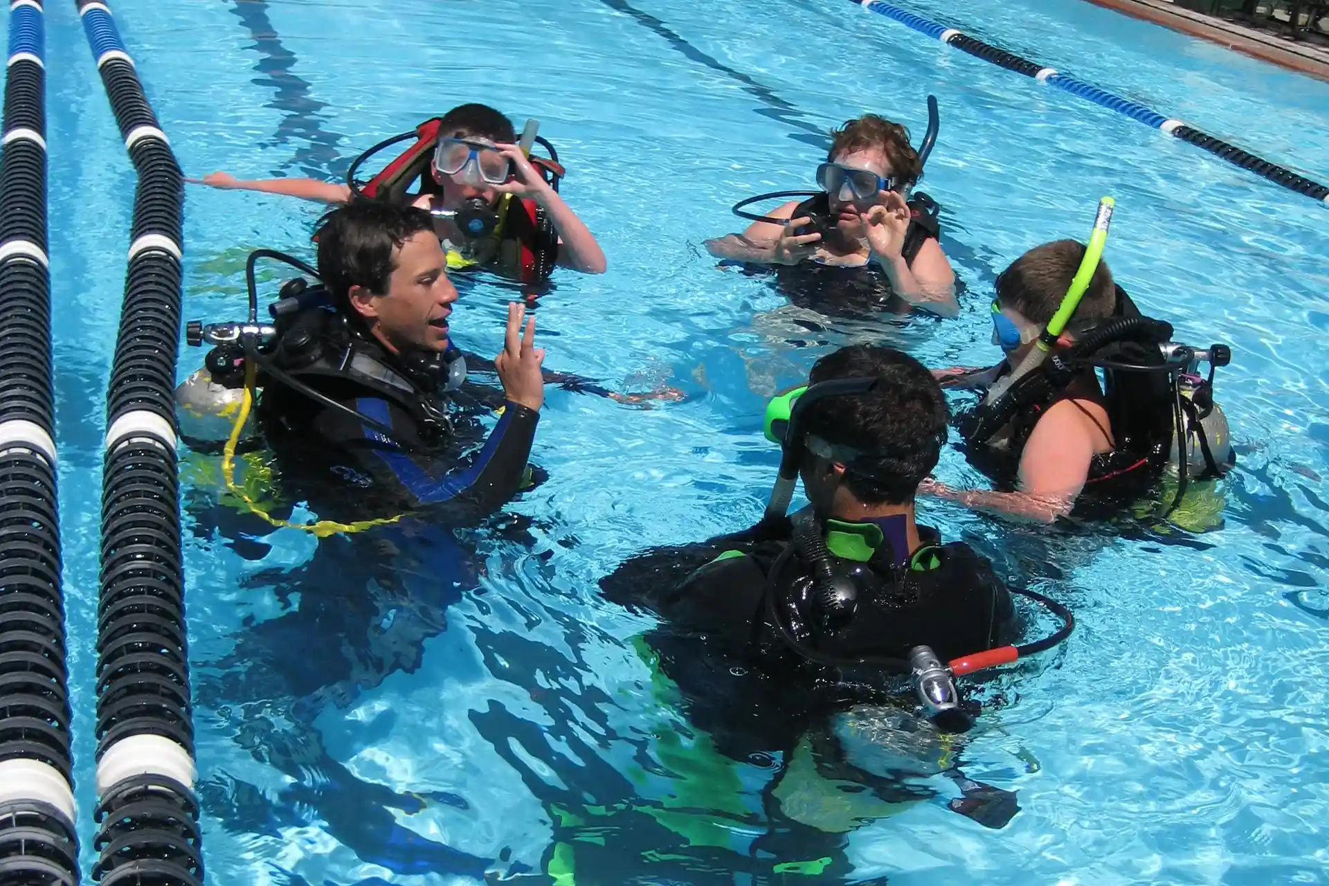 Skills briefings at the pool