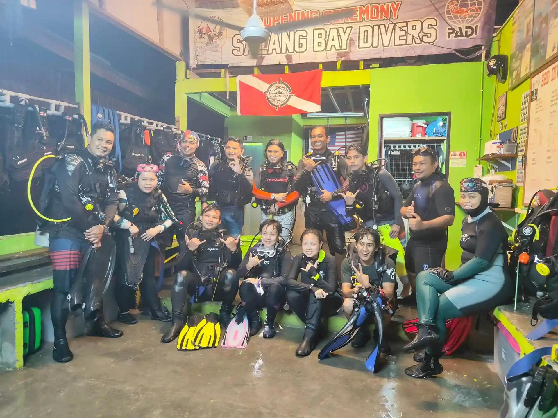 Dive shop photo