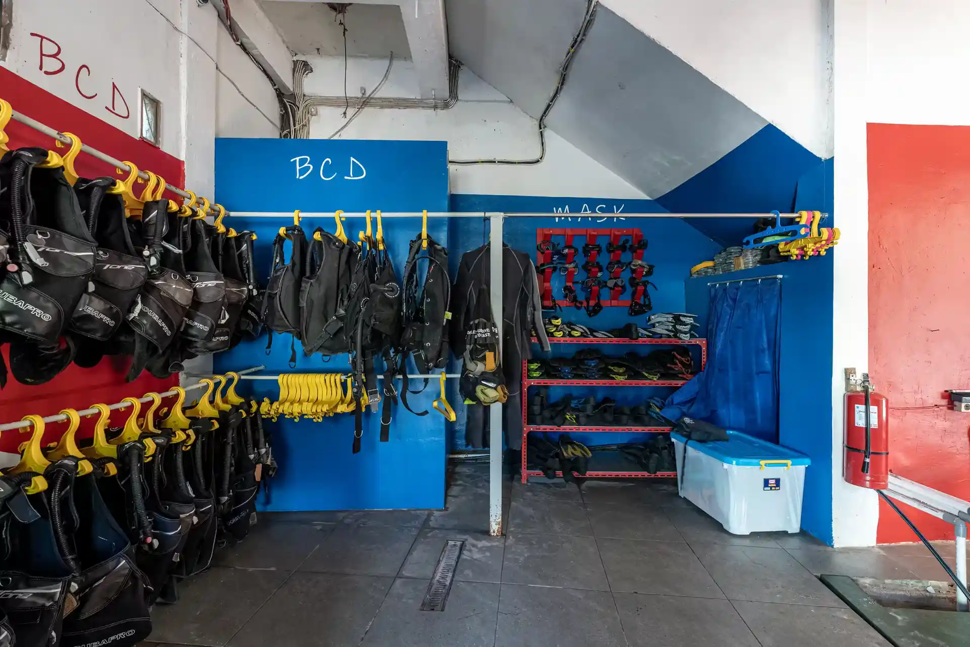 Foto de la tienda de buceo