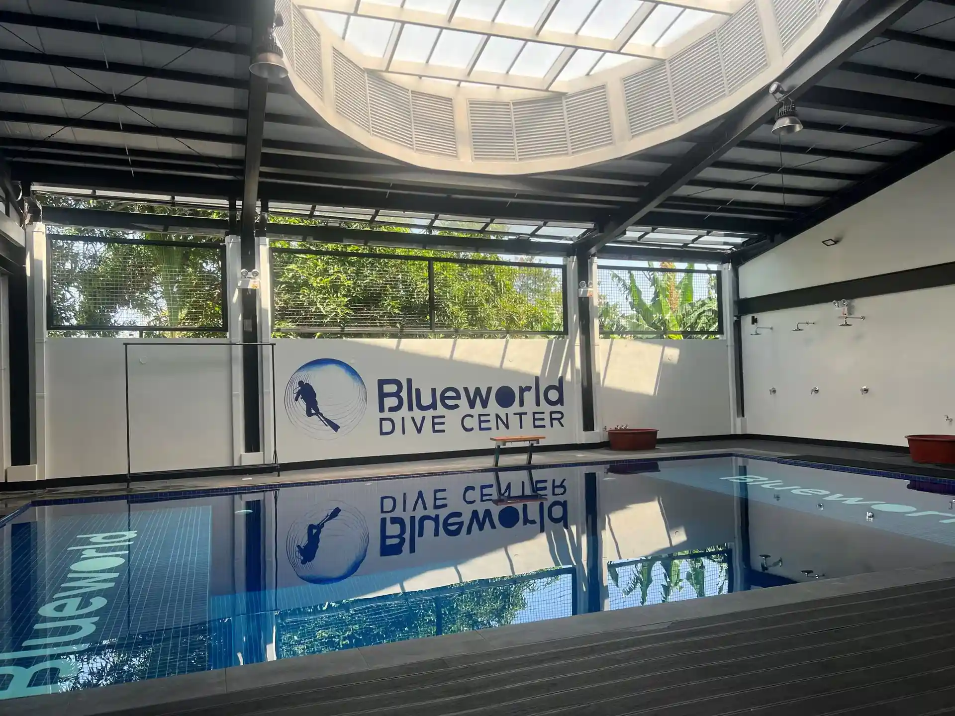 Dive shop photo
