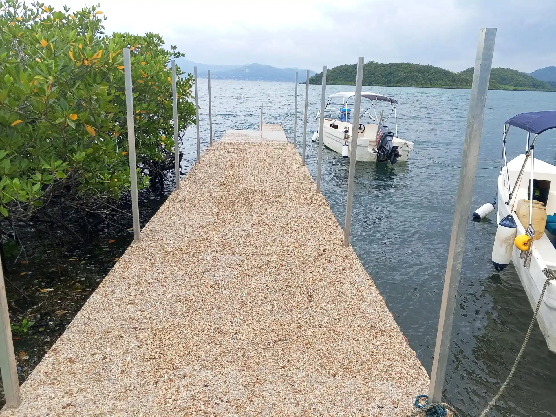 Foto de la tienda de buceo