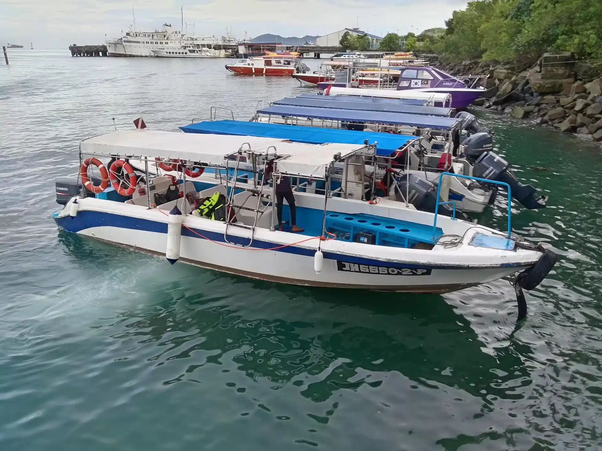 Dive shop photo
