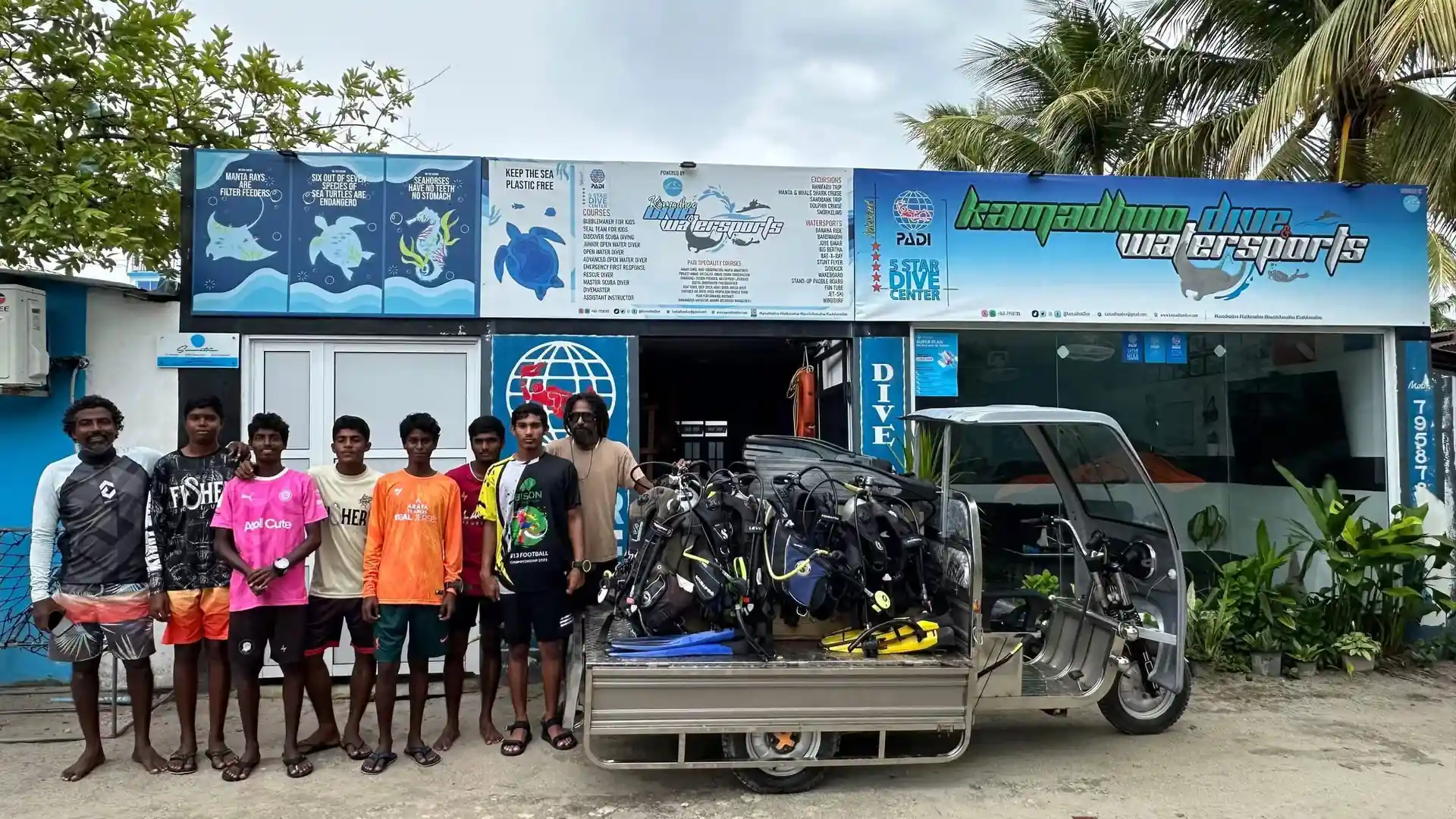 Dive shop photo