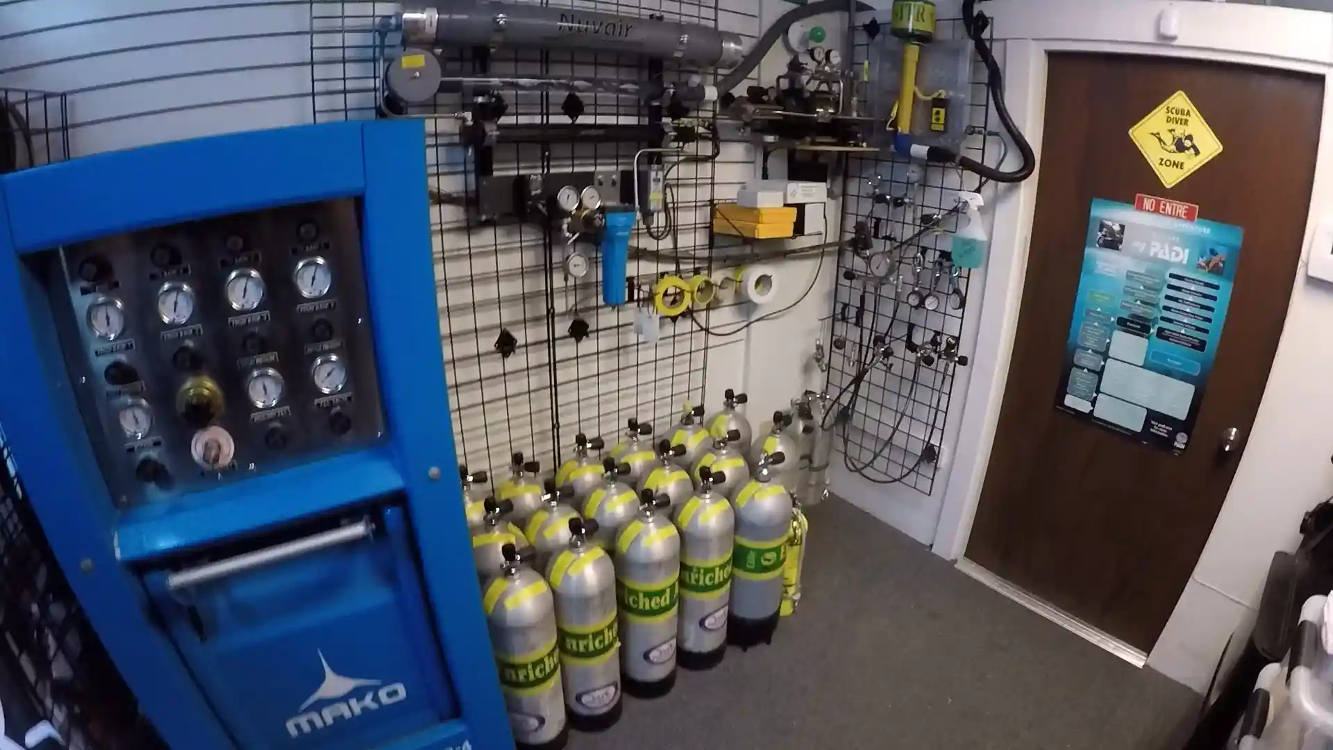 Dive shop photo