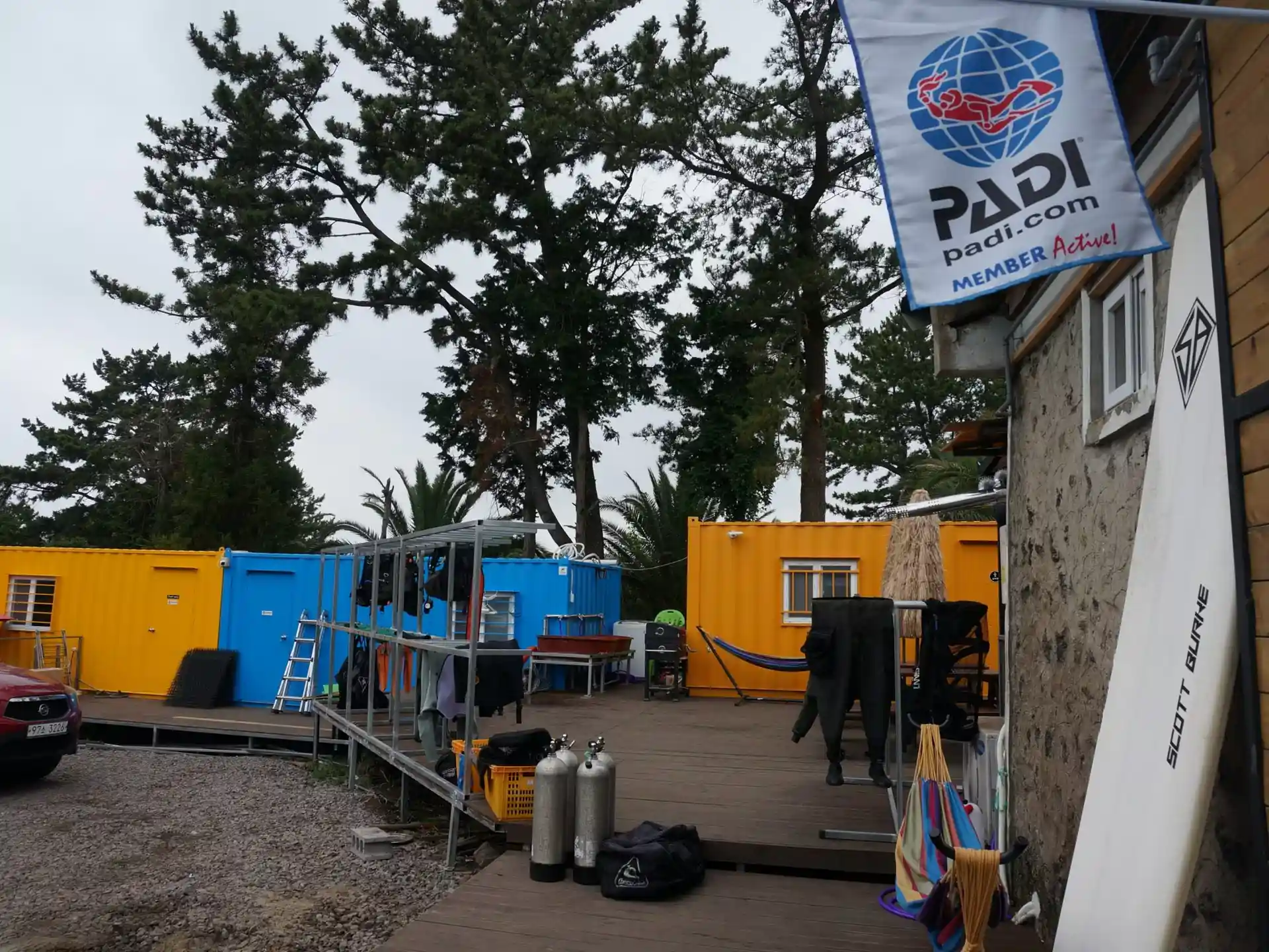 Dive shop photo