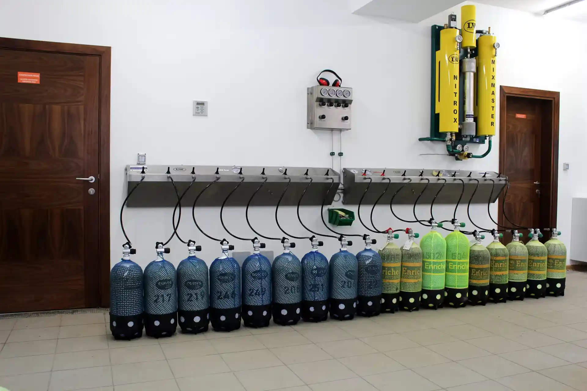 Dive shop photo