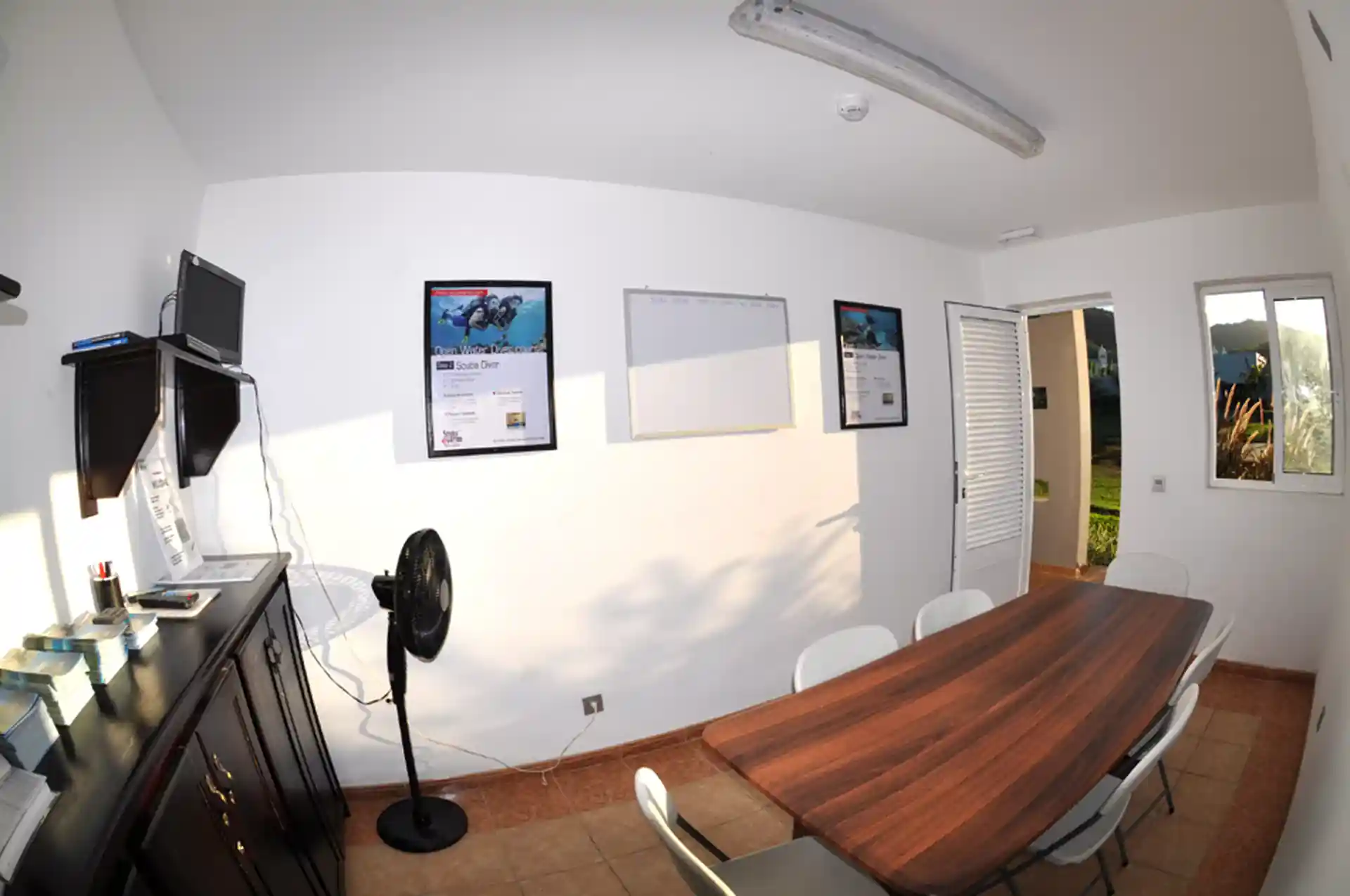 Dive shop photo
