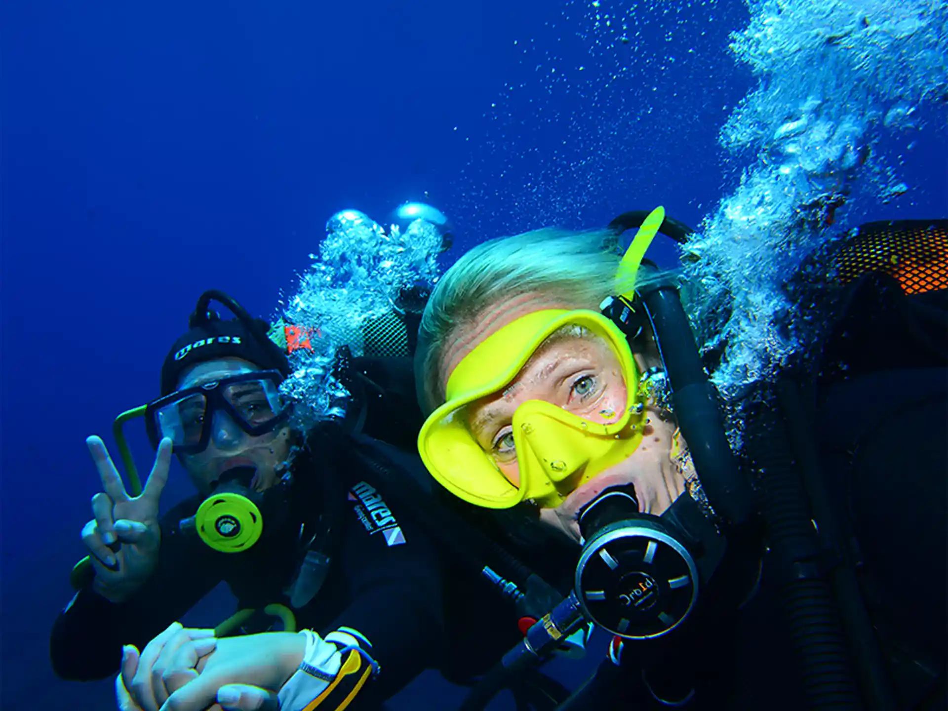 Enjoy your Open Water sessions in the clear waters of the island of Ustica!